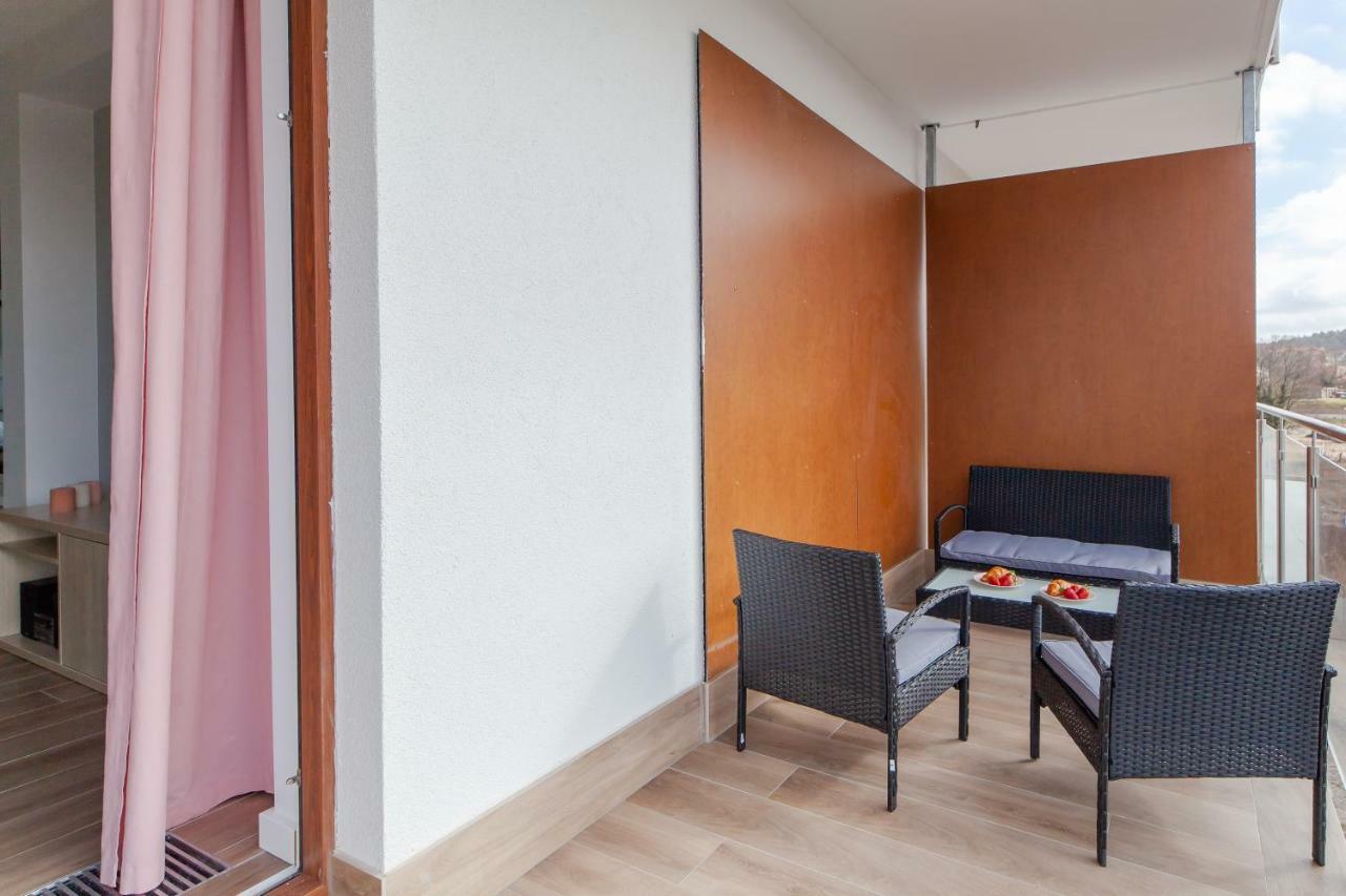 Apartment Pink Flamingo By Noclegi Renters Мендзыздрое Экстерьер фото